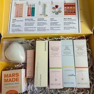 K Beauty Gift Set
